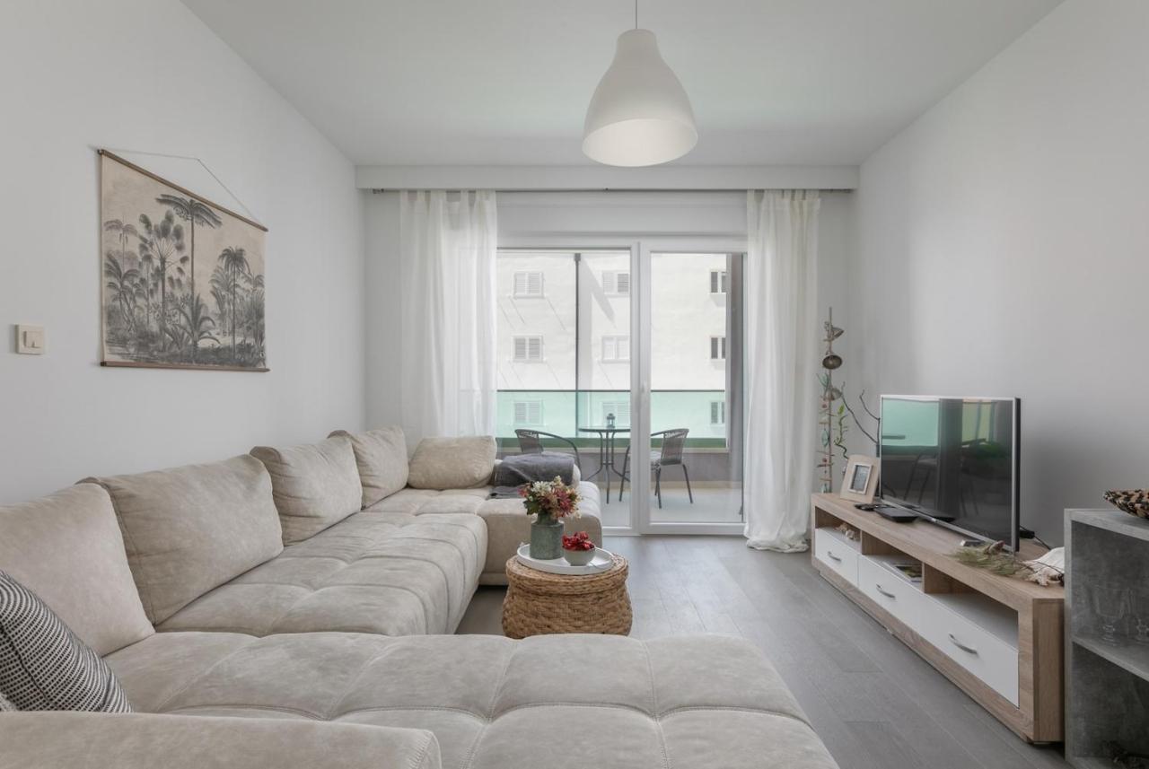 Silver Sea Apartment Makarska Bagian luar foto